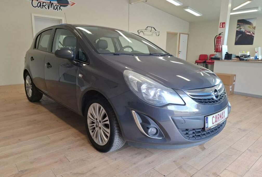 Opel 1.3 16V CDTI 95 Cosmo - Navi -