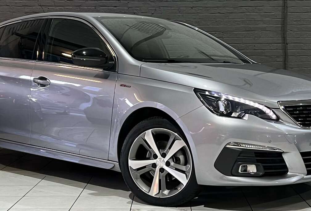 Peugeot 308 1.2 PureTech GT Line//1ere Pro//Carnet//Auto//