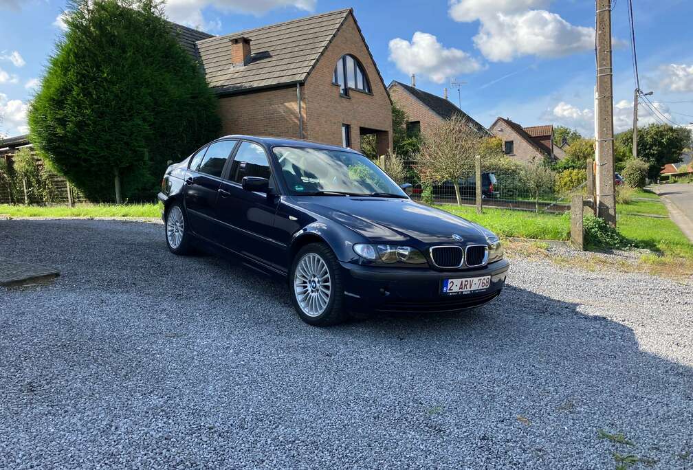 BMW 318i