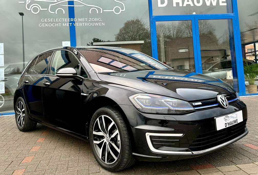 Volkswagen *camera*actieve cruise control*verw. zetels*Apple