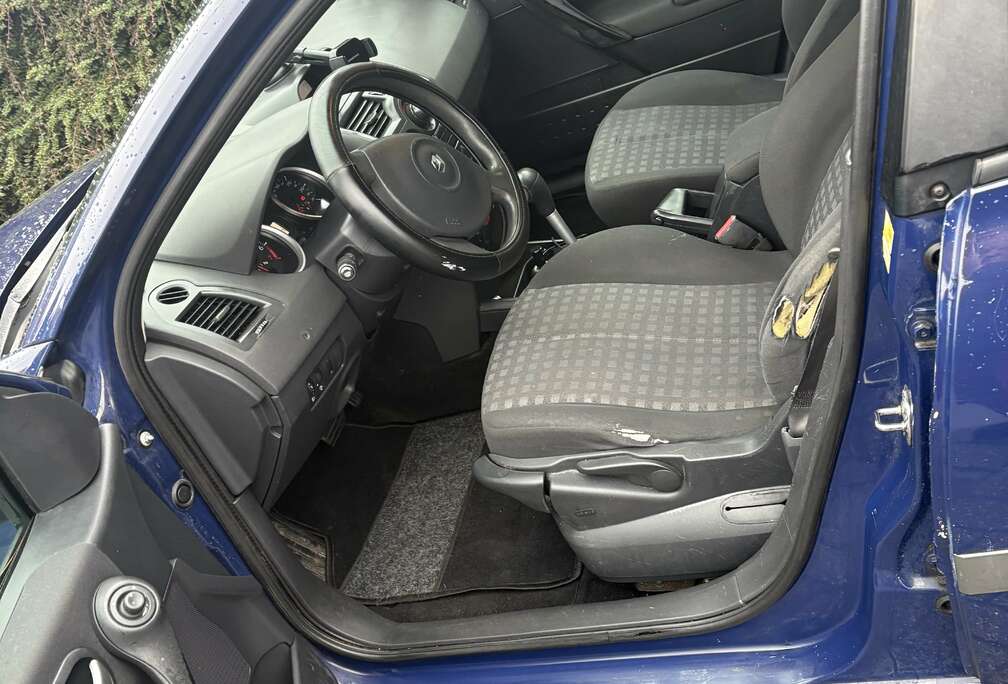 Renault 1.6 Grandtour Aut. Emotion