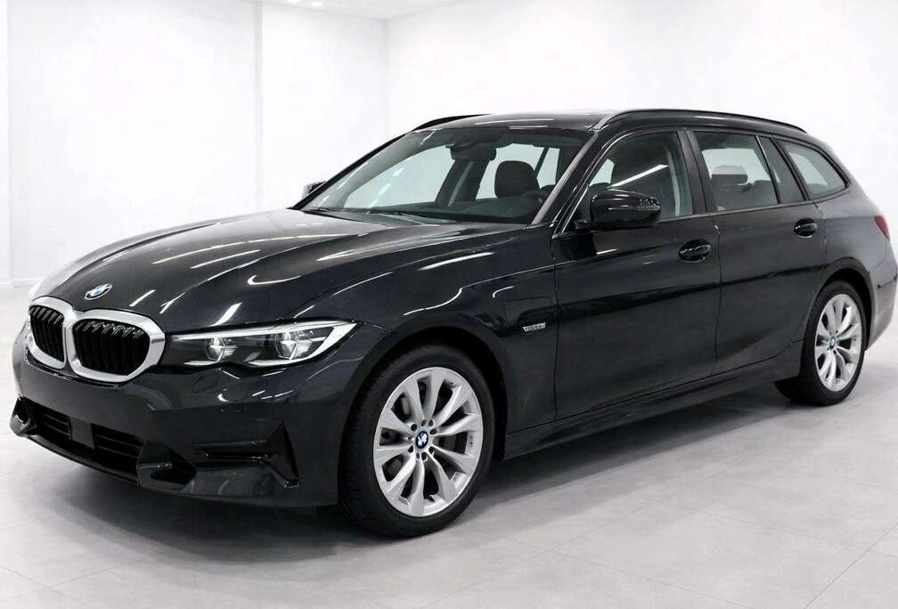 BMW E PLUG IN ACC VERNASCA SPORT LEDER VIRTUAL COCKPIT