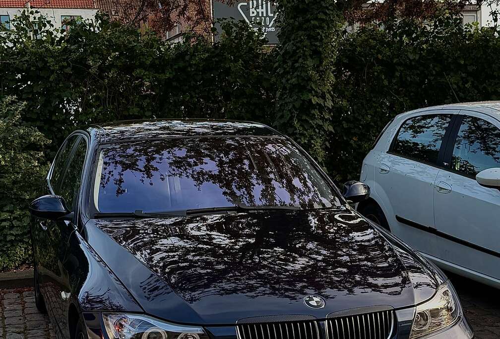 BMW 325i