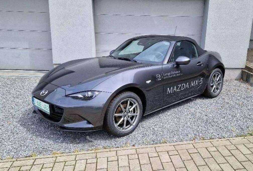 Mazda MX-5 1.5i Skyactiv-G Exclusive-Line