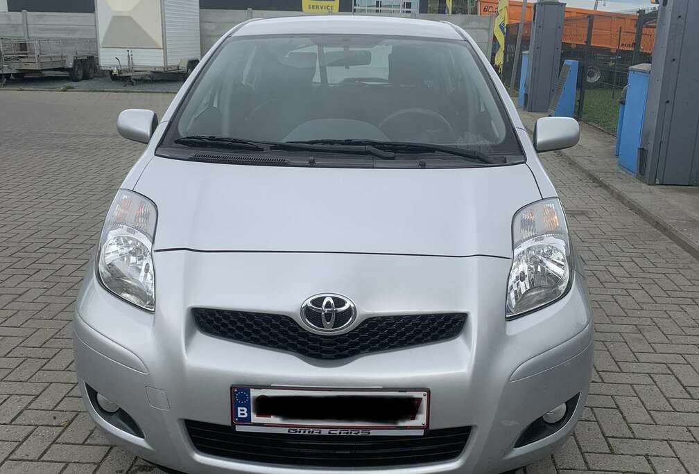 Toyota 1.3i VVT-i 16v Linea Sol