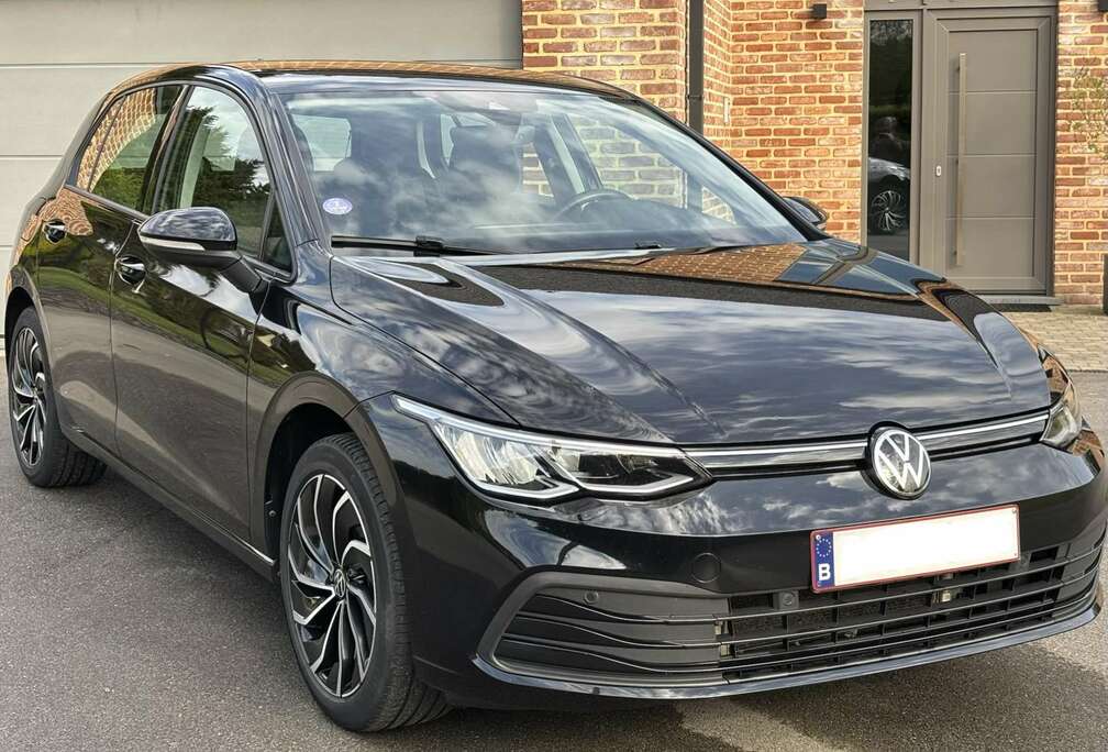 Volkswagen 1.0 eTSI Active OPF DSG