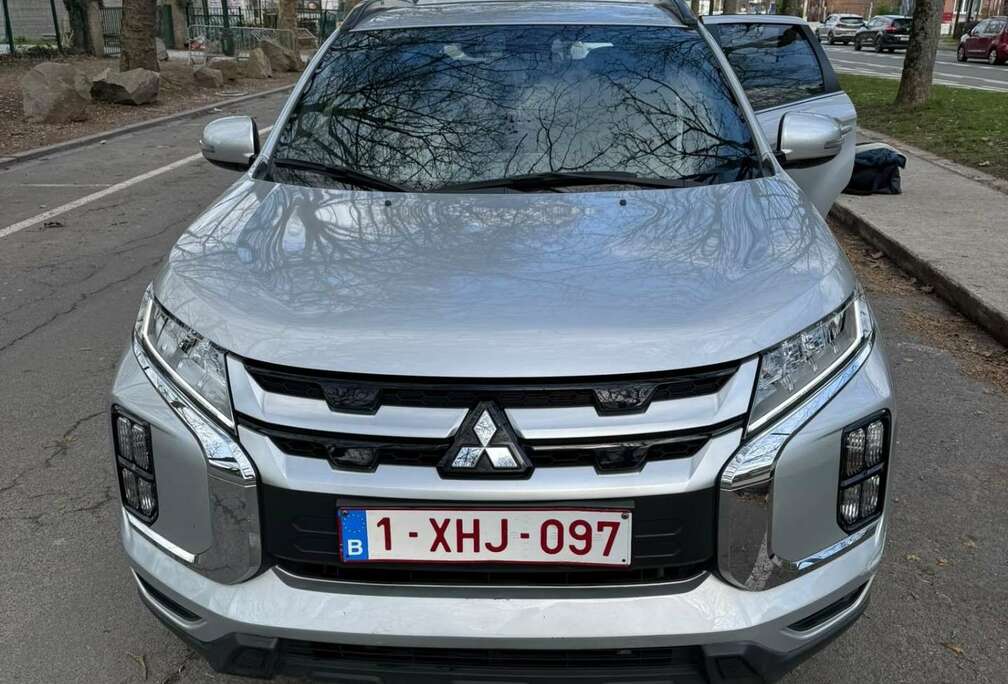 Mitsubishi 2.0i 2WD Instyle CVT