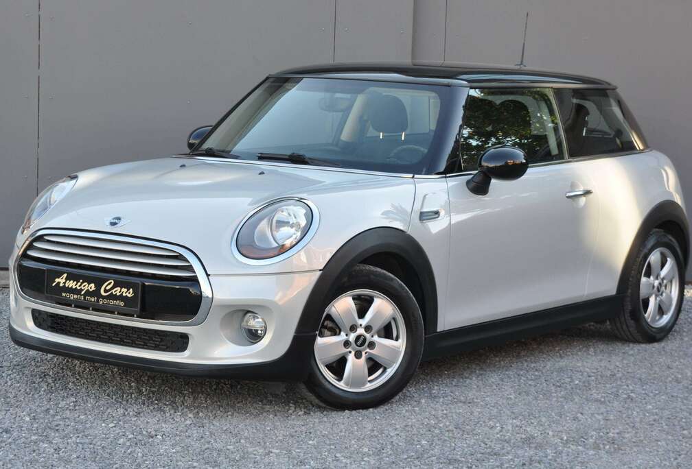MINI Mini 1.5 Cooper - chroompakket-zwart dak/spiegels