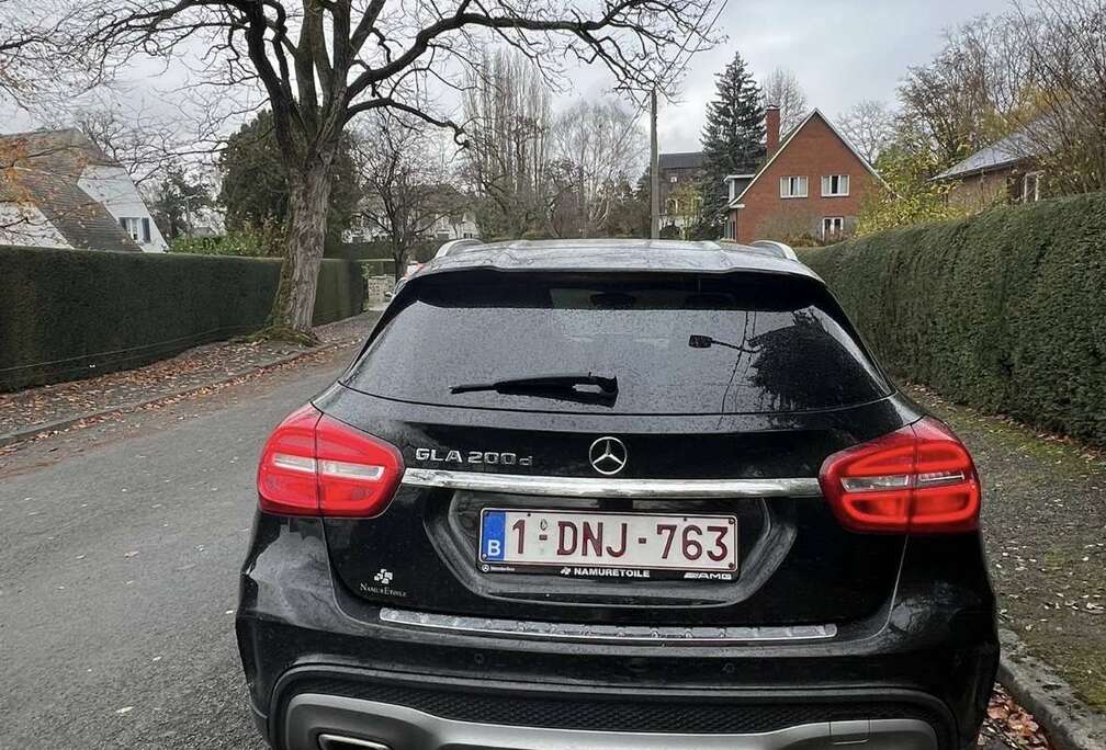 Mercedes-Benz GLA 200 d