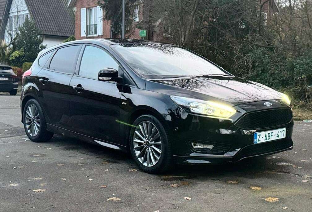 Ford Focus 1.5 EcoBoost ST Line