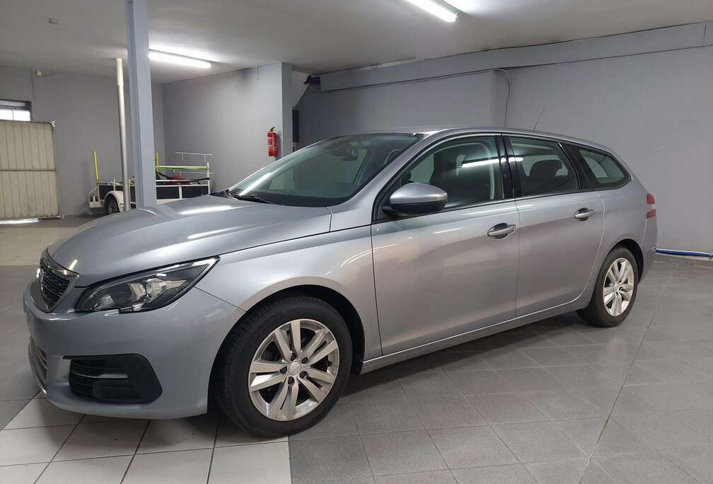 Peugeot 308 break 1er pro/garanties/TVA déductible