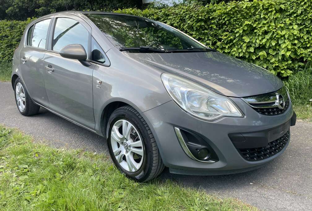 Opel 1.4i Enjoy 150 Years
