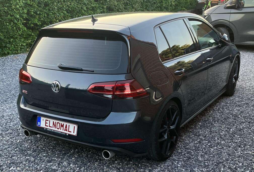Volkswagen Golf 2.0 TSI OPF DSG