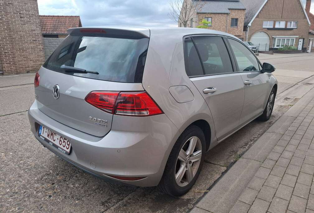 Volkswagen Golf 2.0 CR TDi Highline DSG