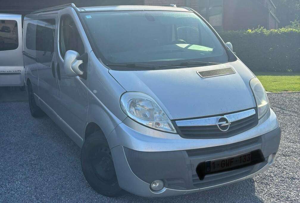 Opel 2.5 CDTi L2H1 Cosmo DPF