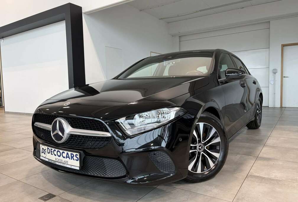 Mercedes-Benz Automaat / Camera / Cruisecontrol / Navigatie / Leder /