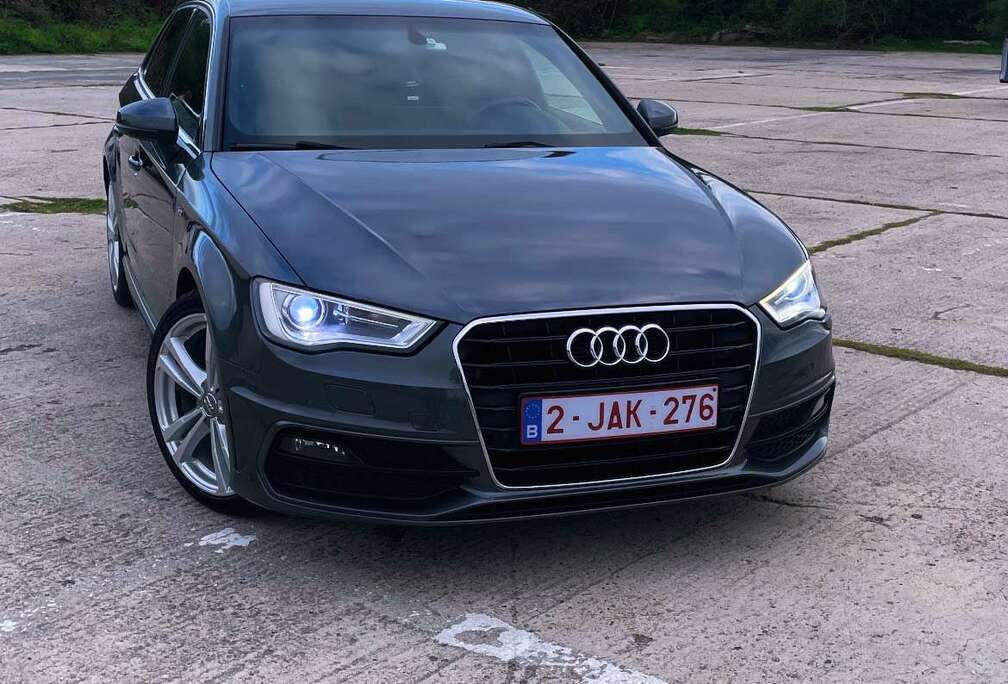Audi Sportback 1.4 TFSI Ultra Ambition S line tronic
