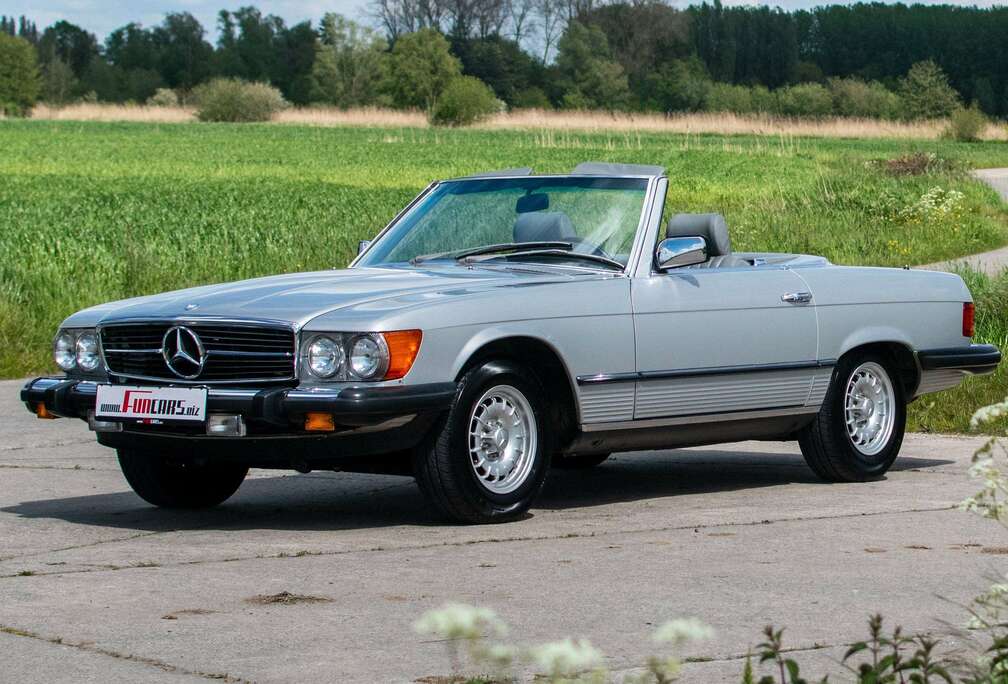 Mercedes-Benz SL 380 / LOW MILEAGE / AS NEW CONDITION