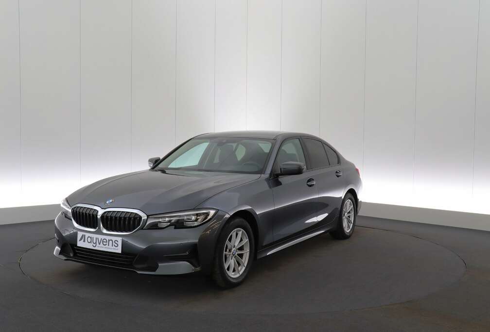 BMW 3 318iA Business LEDER/STOF LED GPS PDC Carplay