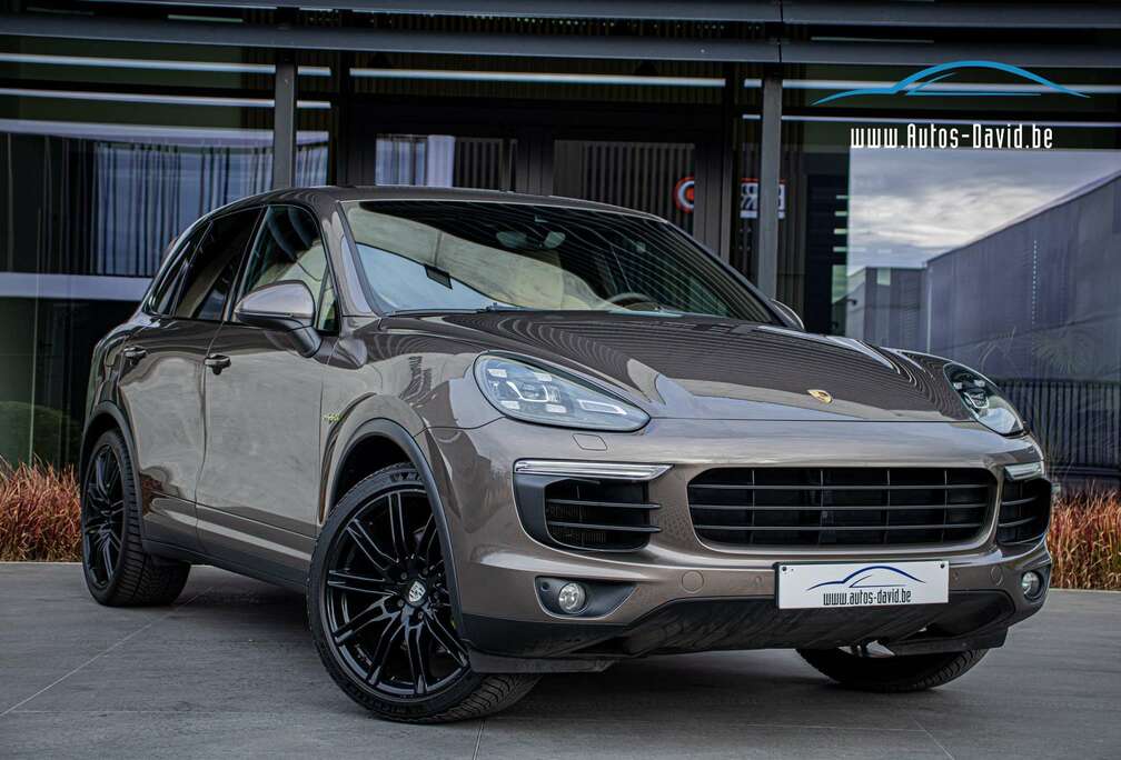 Porsche S Hybrid Tiptronic S 3.0i V6 Plug-in 4X4