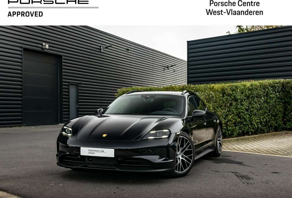 Porsche Sport Turismo  105kW  Head-Up  14W  Bose  360