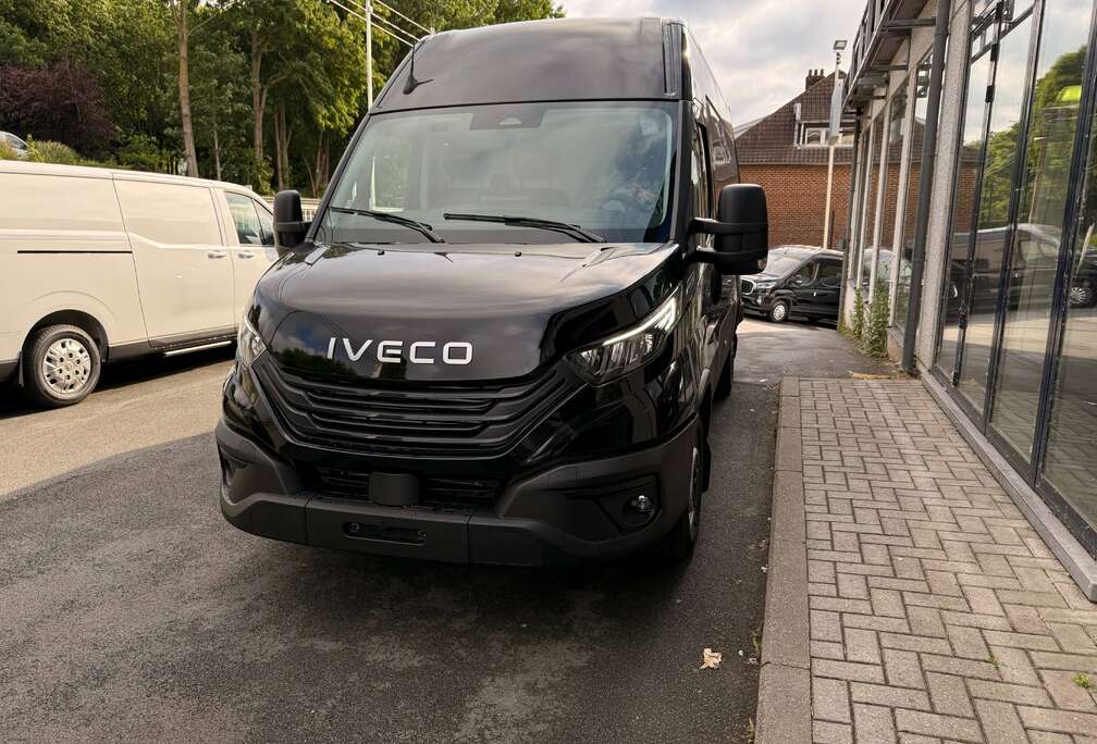 Iveco L3H2 NOIR EN STOCK
