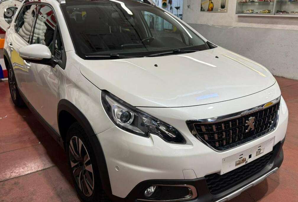 Peugeot 2008 1.2 PureTech Allure S