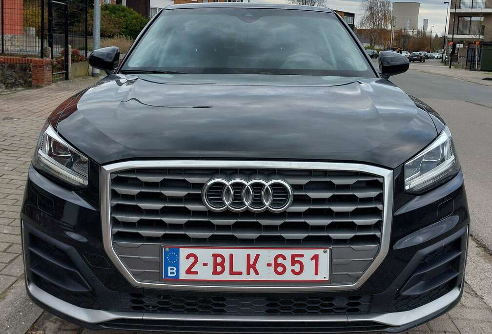 Audi Q2,s line,automatique, s tronics