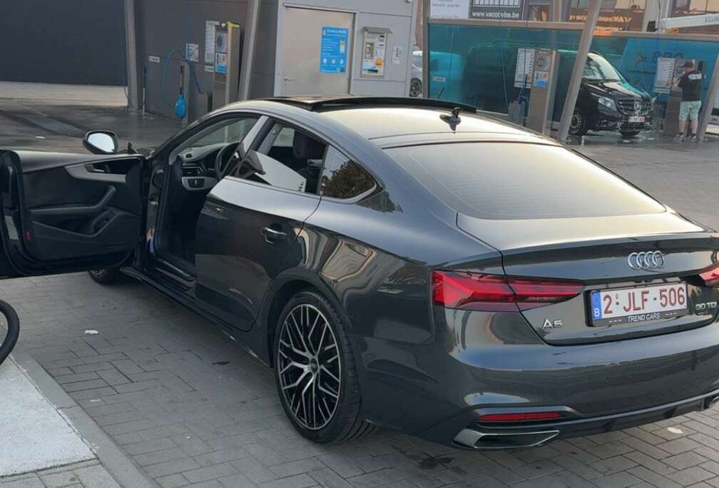 Audi Sportback 30 TDi Business Edition Attraction S tronic