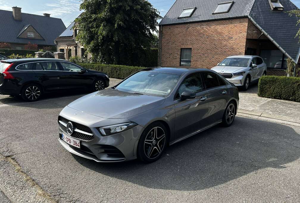 Mercedes-Benz A 200