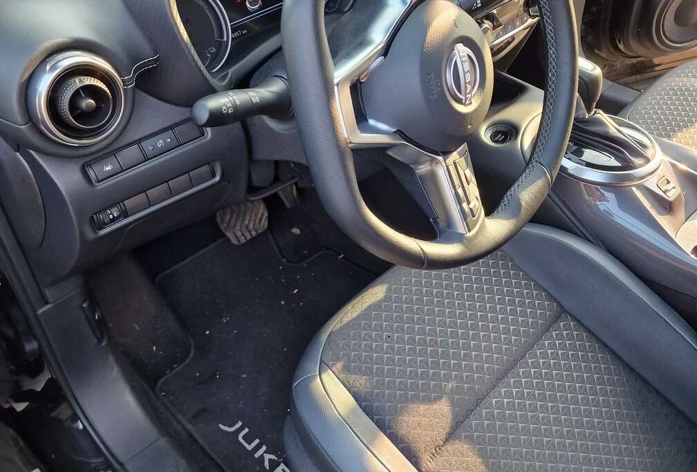 Nissan Juke HEV 1.6 N-Connecta AMT