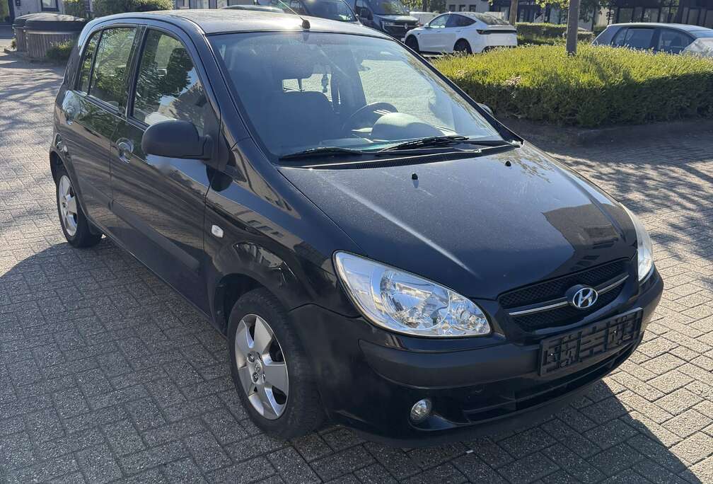 Hyundai 1.1i 12v GL