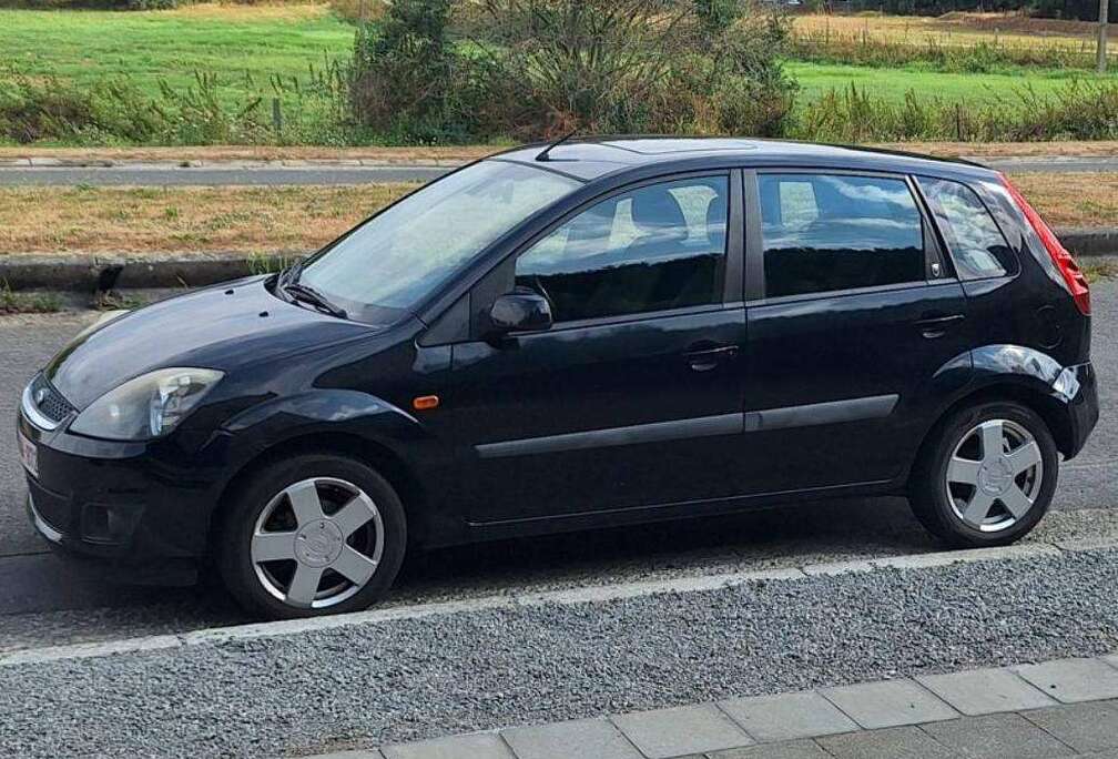 Ford Fiesta 1.4 Turbo TDCi Ghia