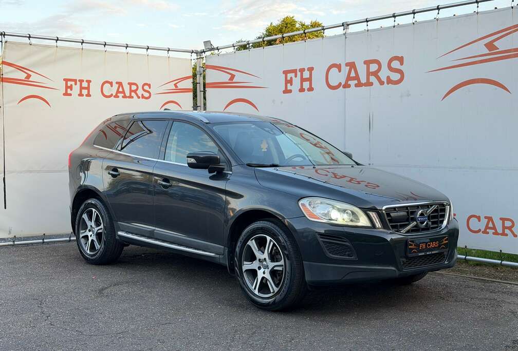 Volvo 2.4 D5 AWD Geartronic *FULL OPTION*XENON*CAMERA*LED*