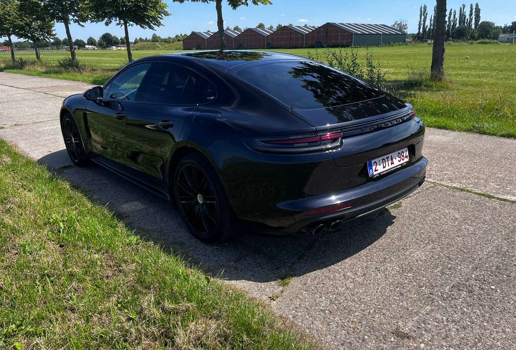 Porsche Panamera 4 e-Hybrid Sport Turismo 2.9 V6 Bi-T.PDK (340 kW)