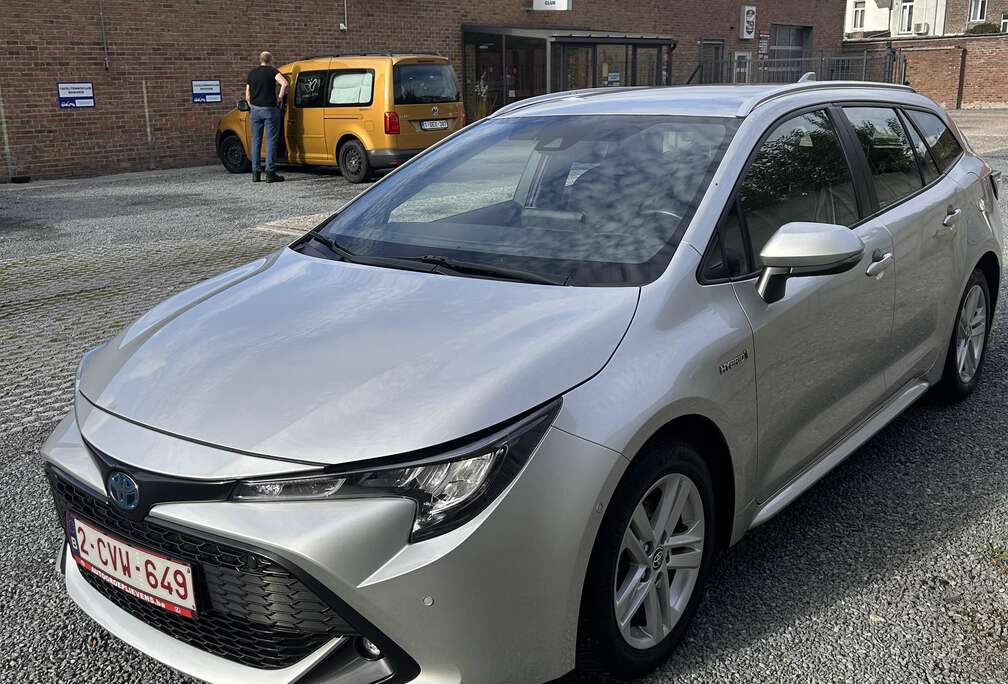 Toyota 1.8 Hybrid Touring Sports Business Edition