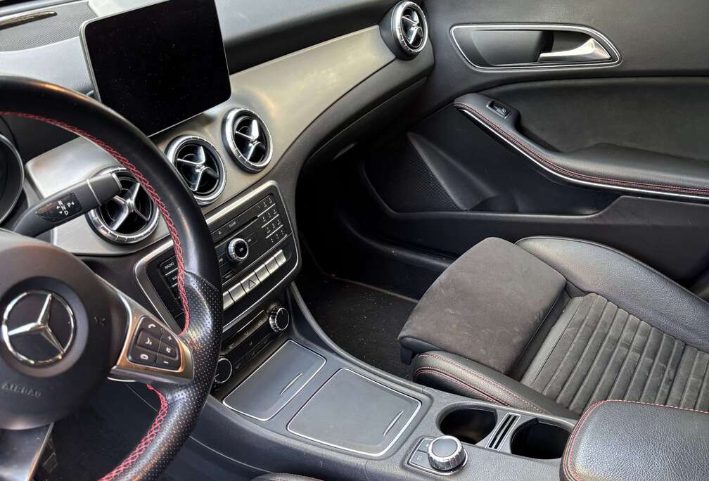 Mercedes-Benz CLA 180 Business Solution AMG (EU6d-TEMP