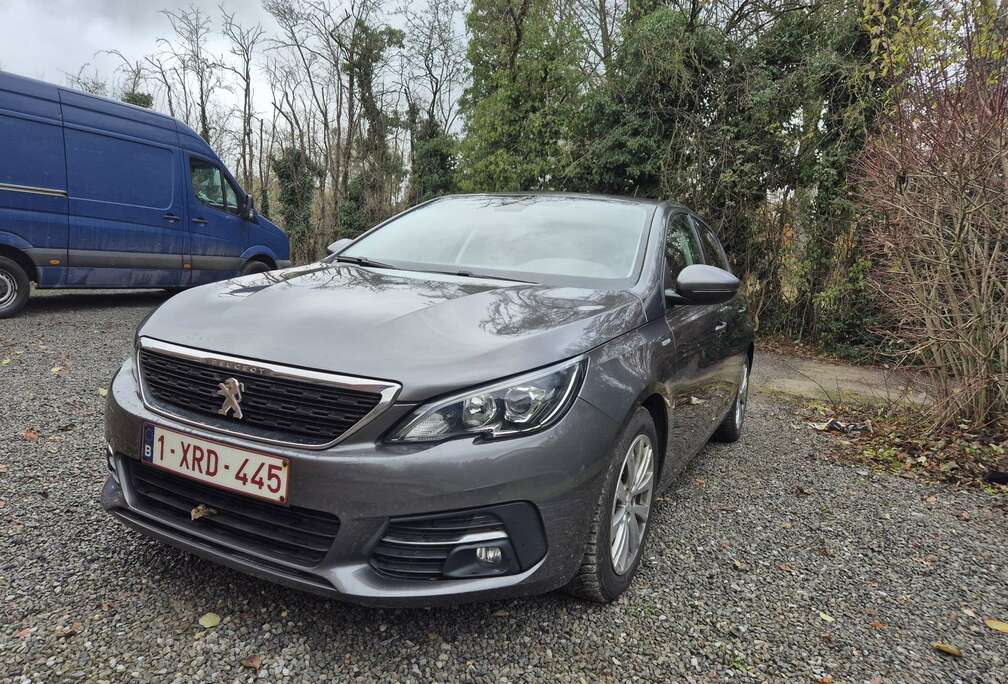 Peugeot 1.2 PureTech Style (EU6.2)