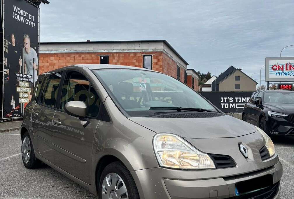 Renault 1.2i Authentique