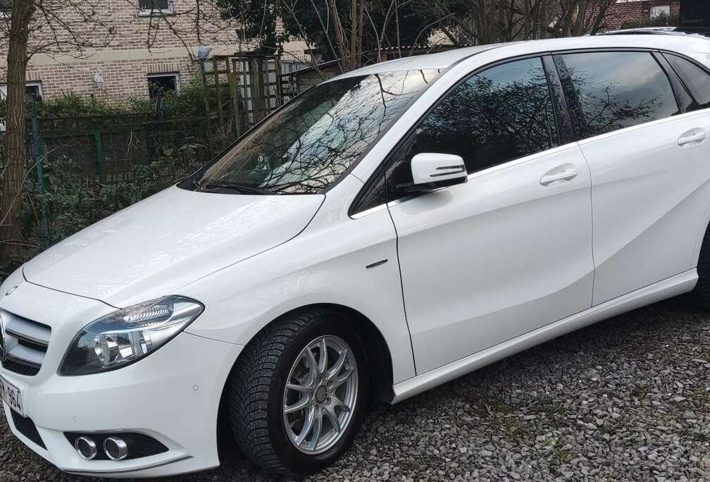 Mercedes-Benz CDI (BlueEFFICIENCY) 7G-DCT