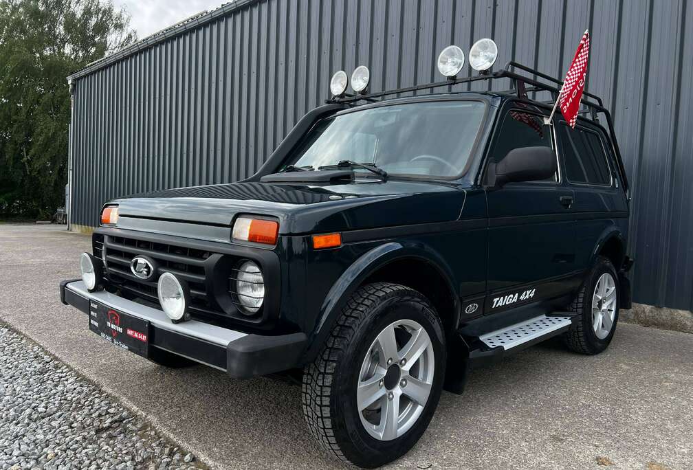 Lada Niva / Taiga / Full equipements / Carnet complet / Garantie 12 mois