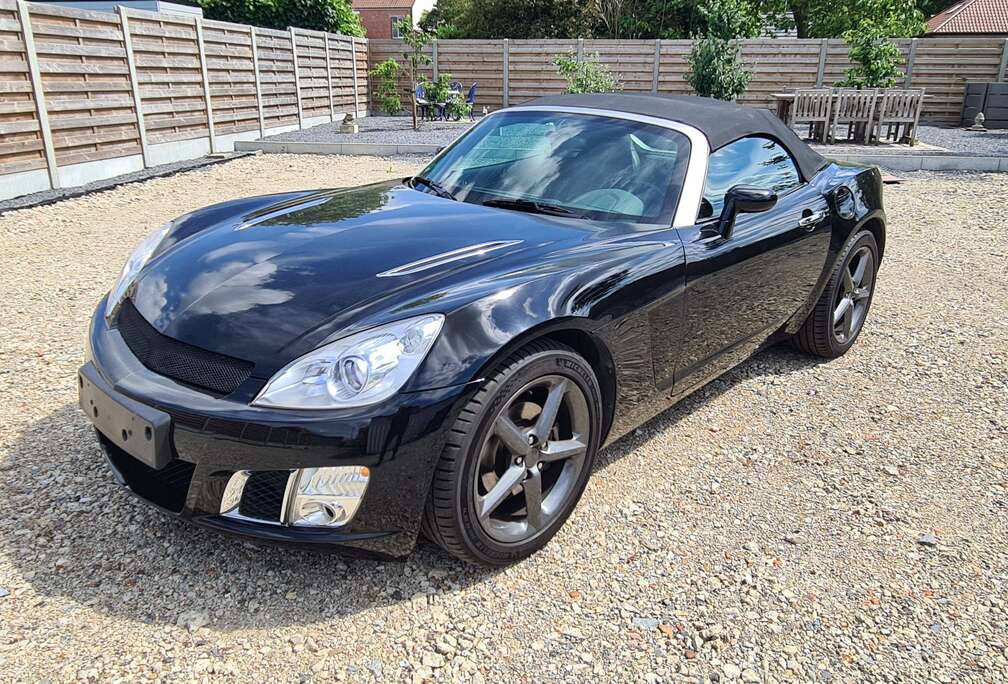 Opel GT 2.0 Turbo