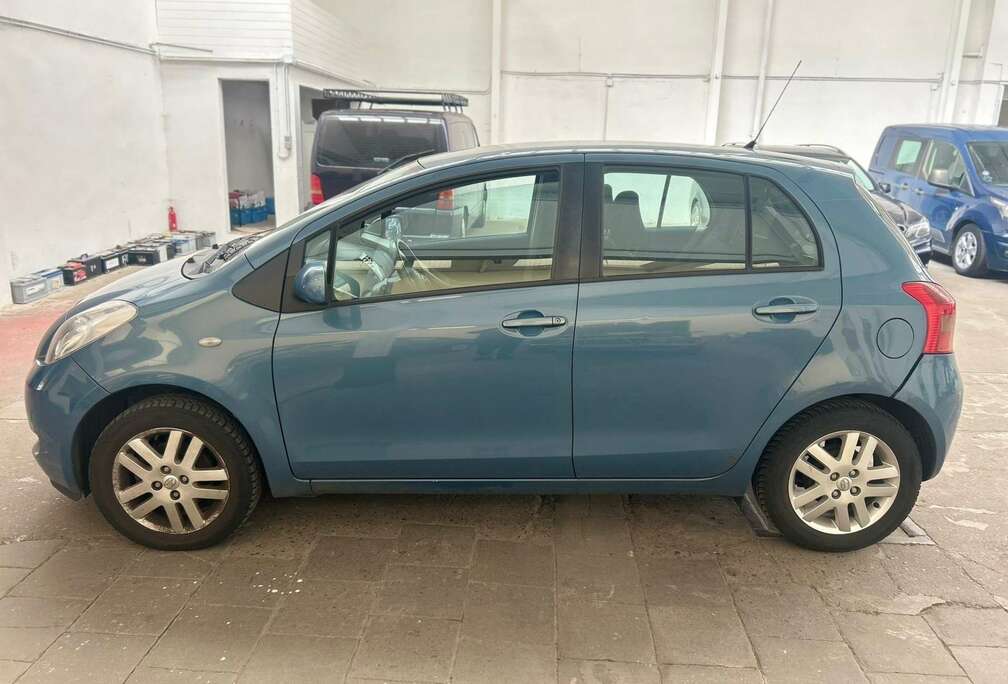 Toyota 1.0i 2007 171000km airco clima ok export