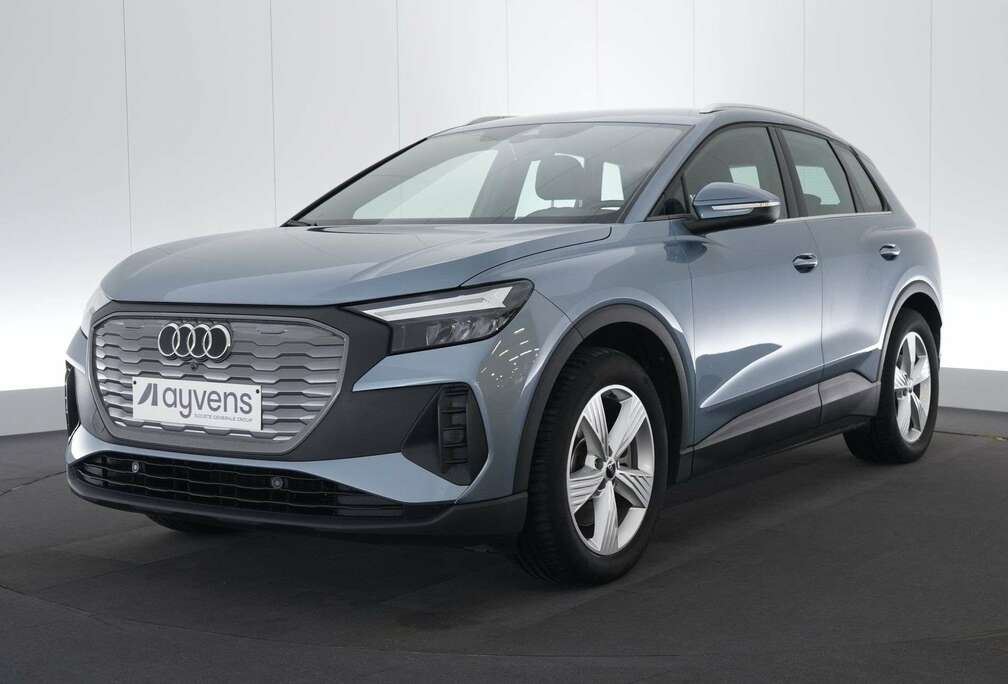 Audi Q4 40 Attraction Business+ LEDER/CUIR LED GPS PDC