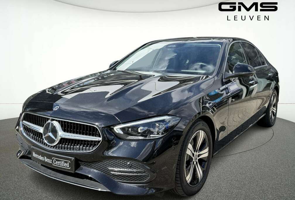 Mercedes-Benz Berline Luxury Line