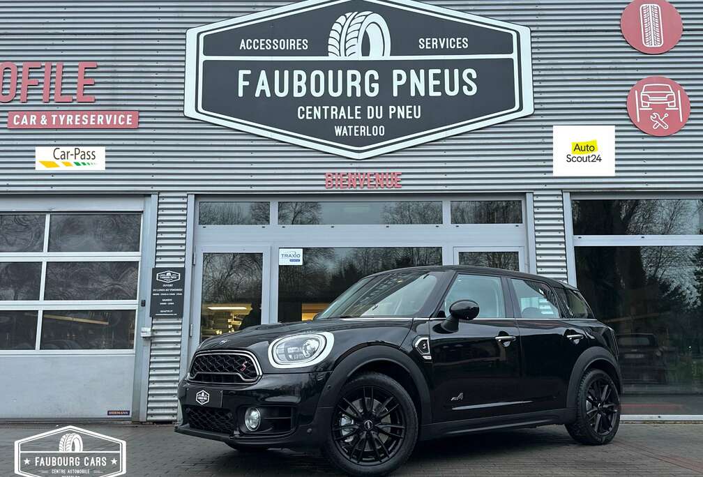 MINI *2.0*COOPER-S-ALL4*4X4*PANORAMIC*NAVIGATION*LED*