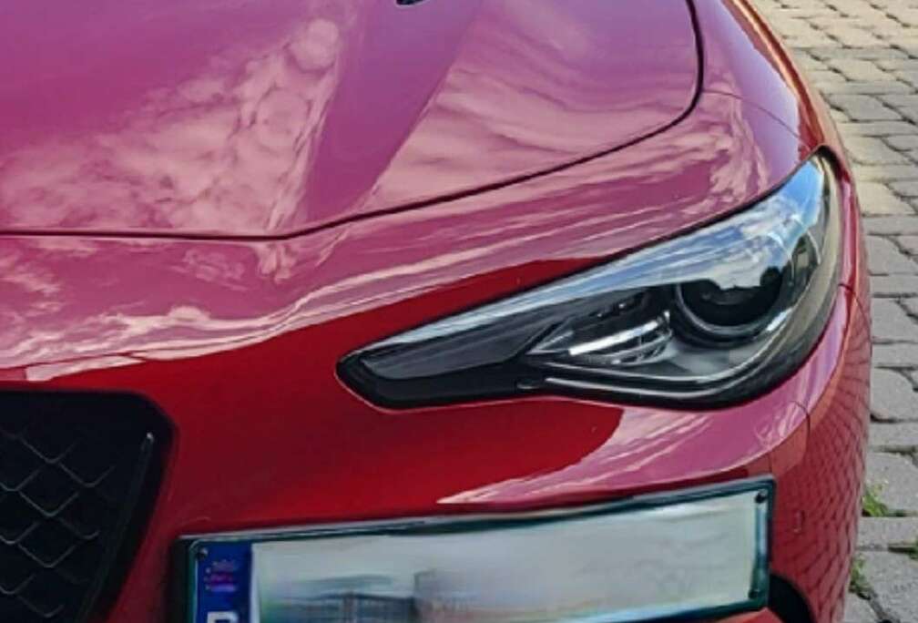 Alfa Romeo 2.9 T V6 Quadrifoglio (EU6D)