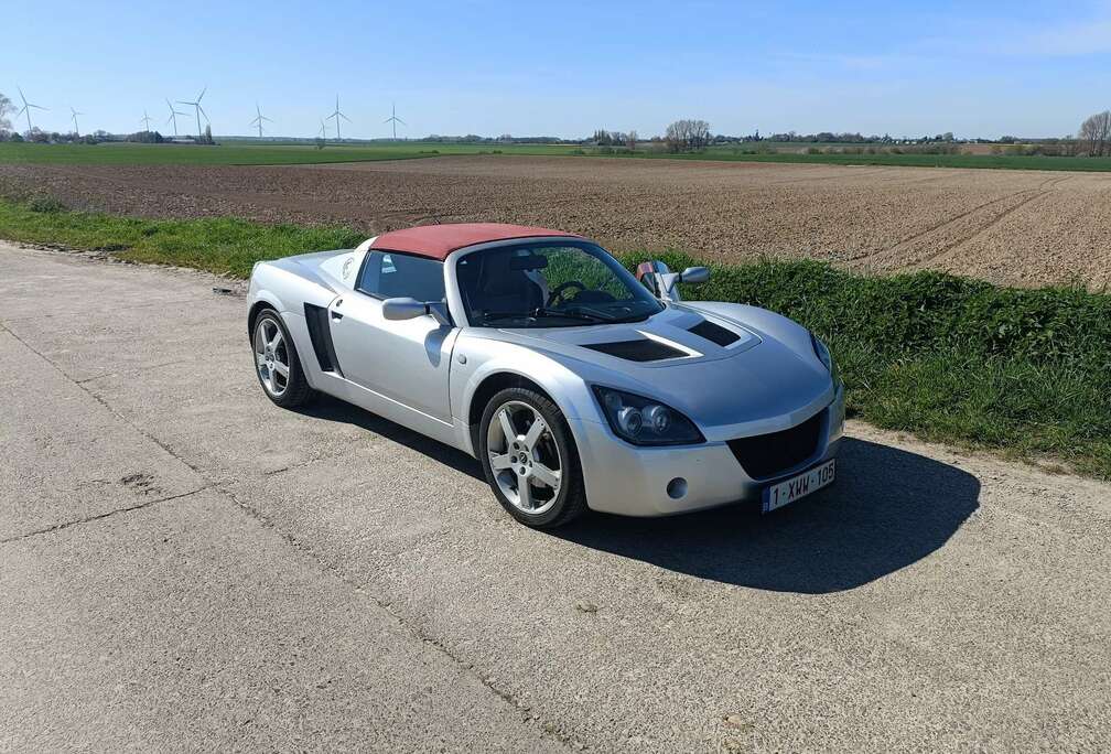 Opel 2.2i SE 16v Limited Edition