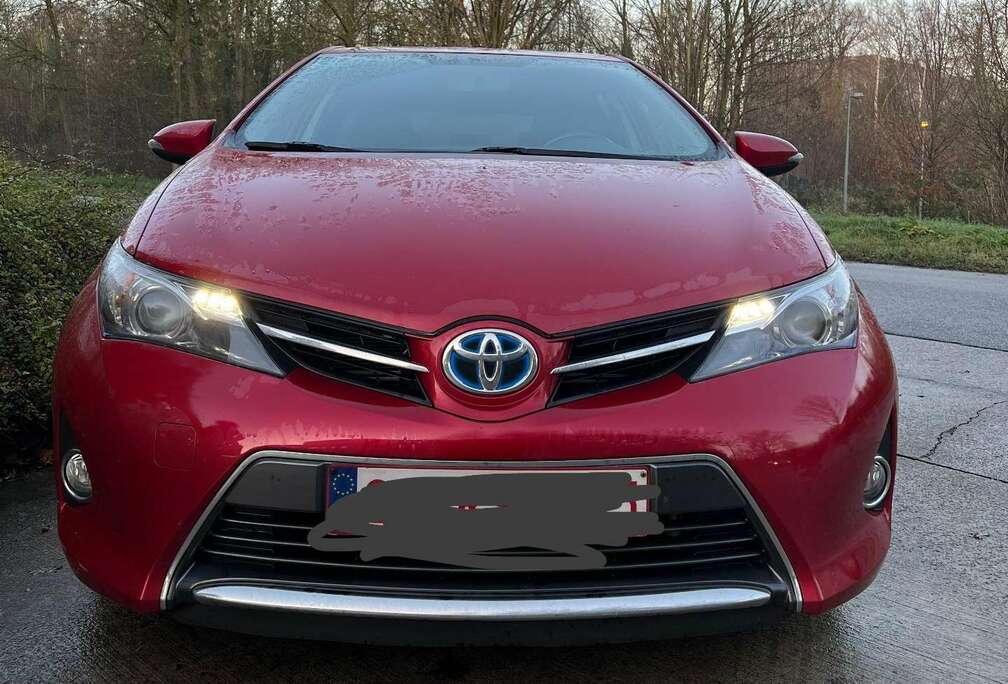 Toyota 1.8 VVT-i Hybrid Automatik Edition