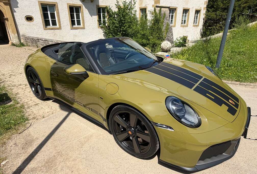 Porsche 992.2  CABRIO GTS SPIRIT 70
